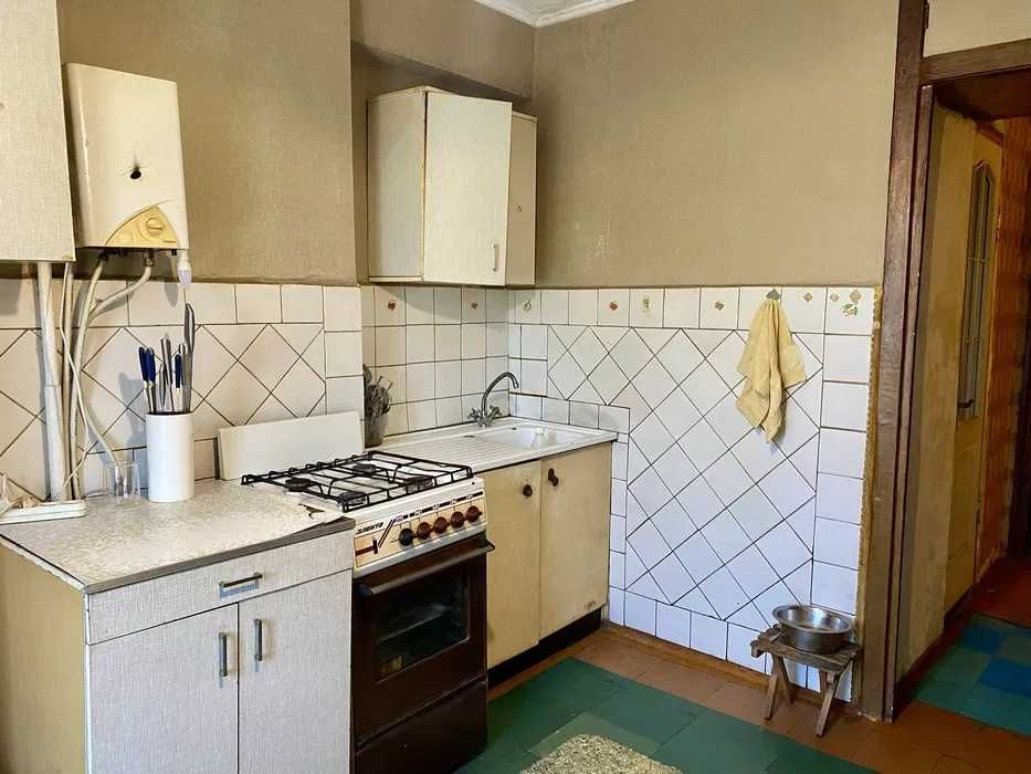 Продам квартиру на жм Парус