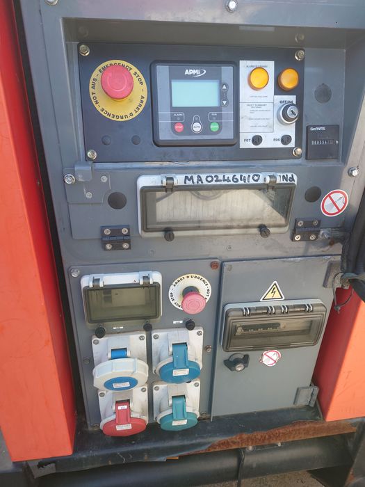 Дизельний генератор Generator SDMO R22 22kVA / 17.5 kW