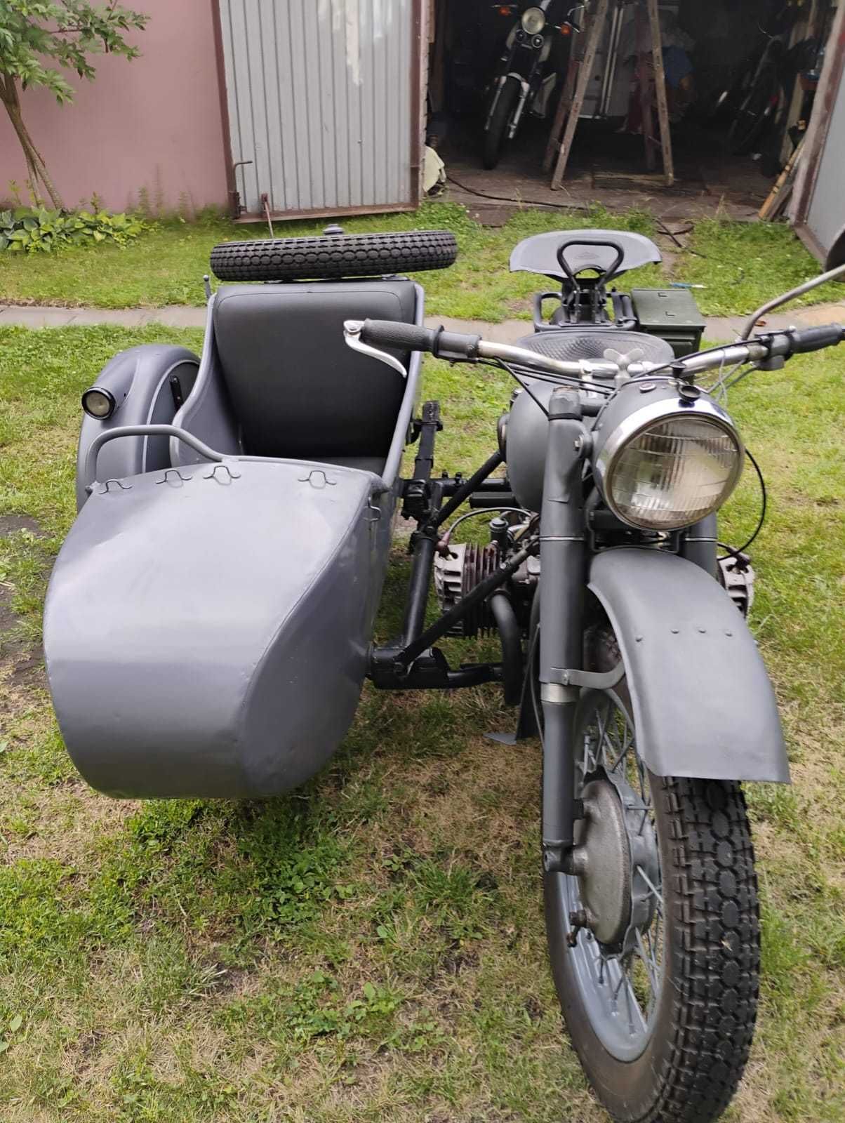 Motocykl M-72 z 1958 roku
