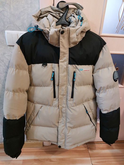 Зимняя куртка,  сост.новой