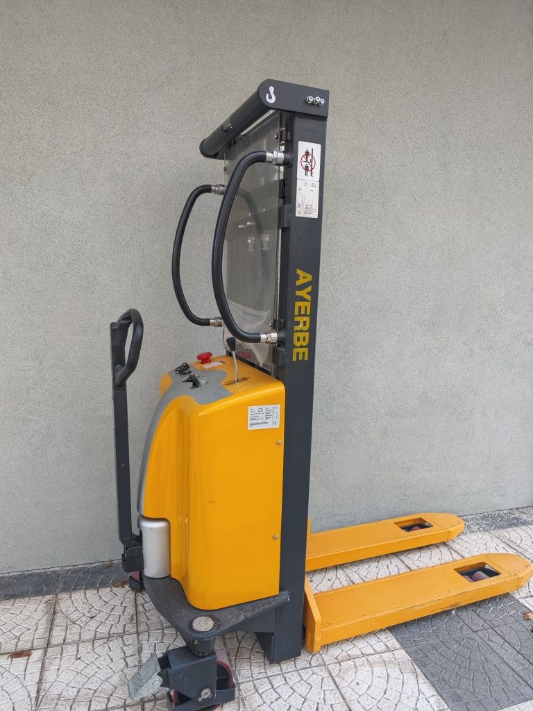 Empilhador Porta Paletes Eléctrico Novo