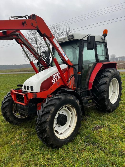 Ciągnik  Steyr 975