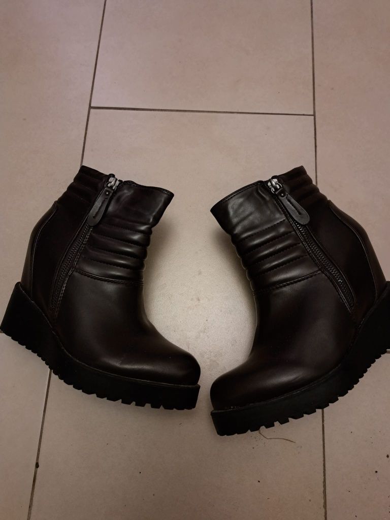 Botki zimowe, nowe buty 40