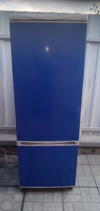 Холодильник Snaige. б/в, 170 см, відмінний роб.стан. Можлива доставка.