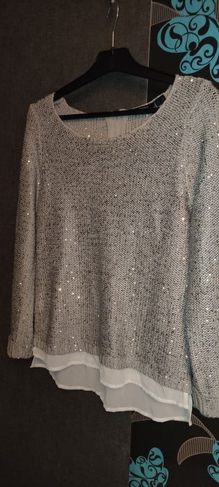 Sweterek szary cekiny , Esmara