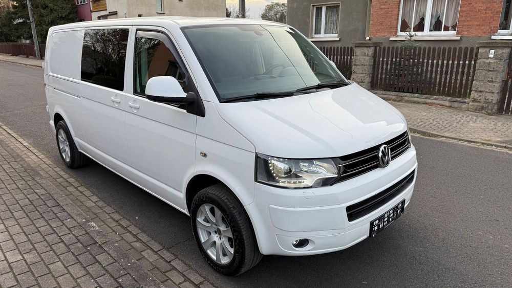 Volkswagen T5 Lift Transporter Caravelle Brygadówka  VW T5 Lift Caravelle Lang Brygadówka LKW