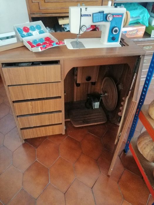 Máquina de costura