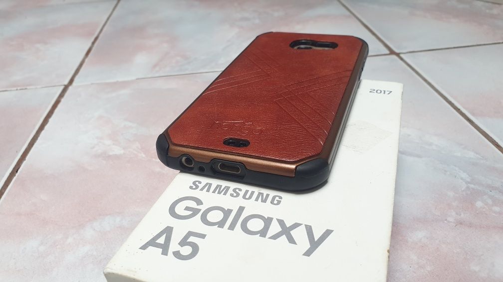 Samsung a5 2017 - Stan bardzo dobry