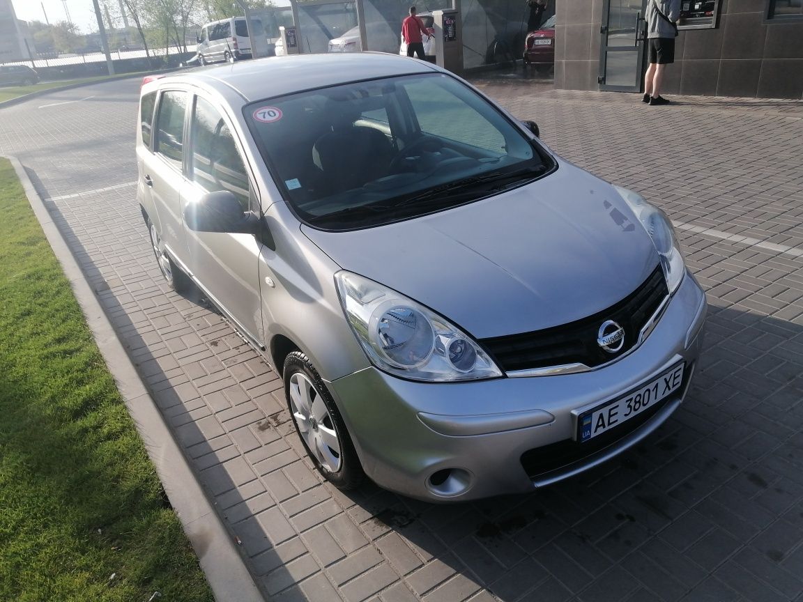 Ніссан Нота Ниссан Нота Nissan note