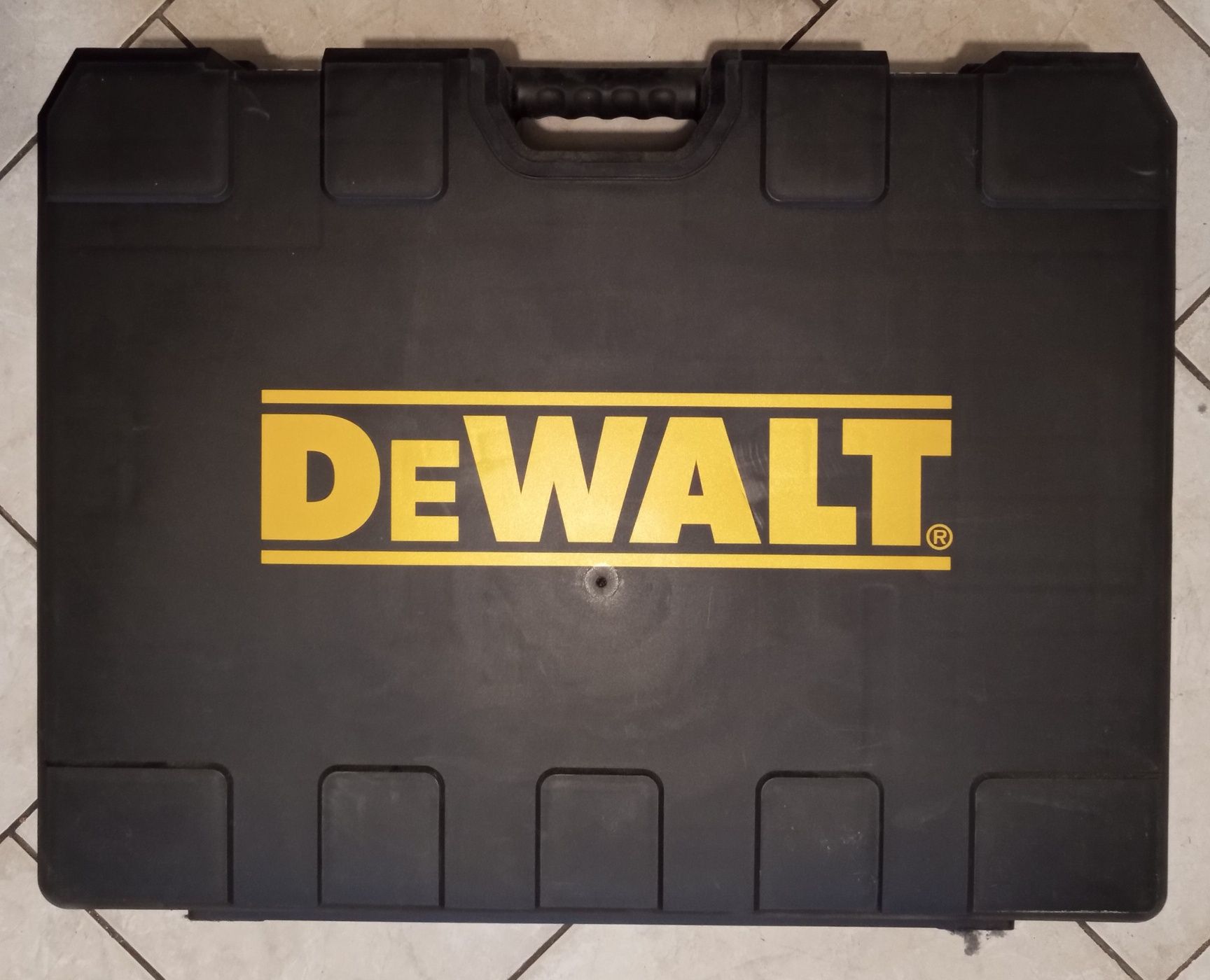 DeWalt D25773K Młotowiertarka SDS MAX 1700W 19.4J
