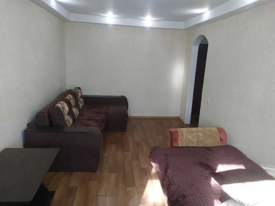 Квартира 1 комнатная Влади помесячно