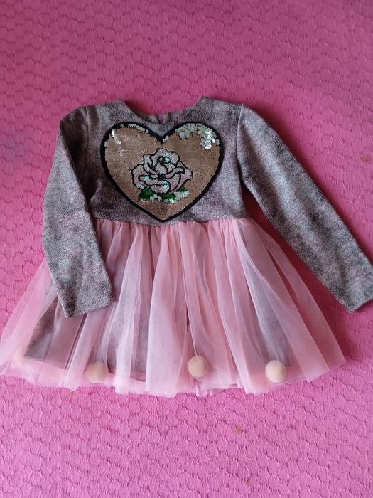 Чудова сукня для маленької принцеси 92-98!