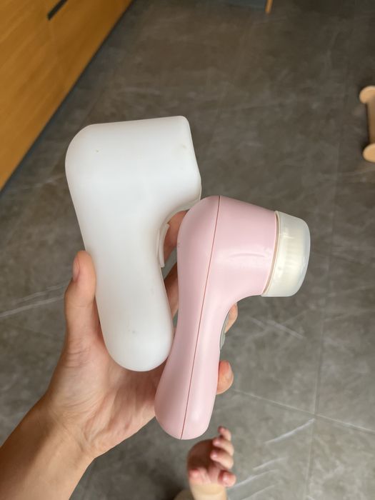 Апарат для очищення обличчя Clarisonic mia 2