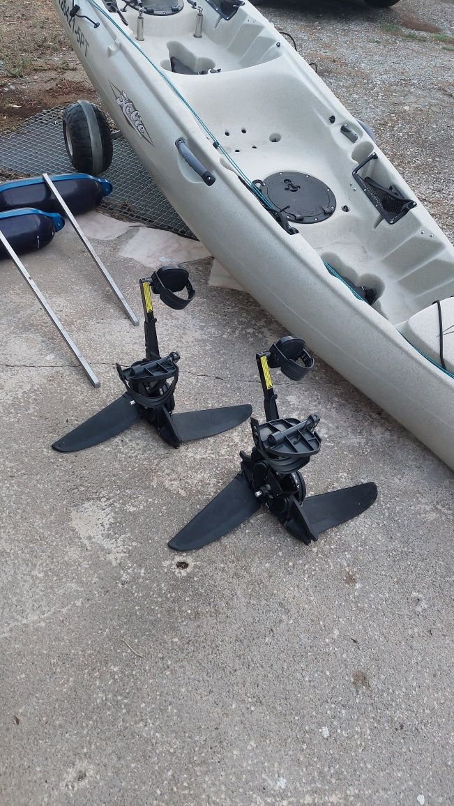 Kayak pesca/passeio Hobbie Oasis Mirage 2 lugares