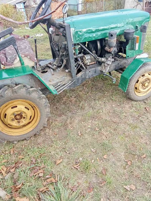 Продам міні трактор находу