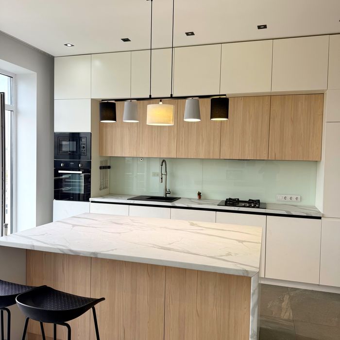 ДОМ Новоалександровка 188 м2  с басейном