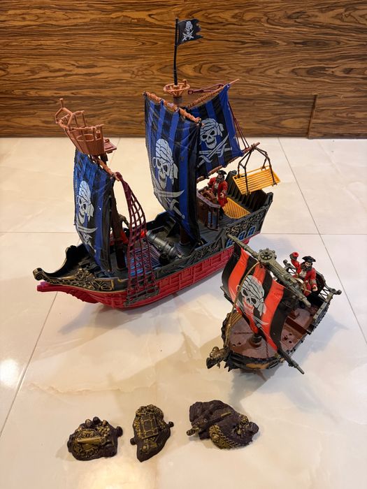 Duże statki pirackie