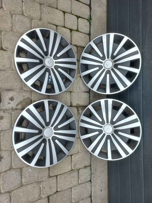 Komplet kołpaków 16"