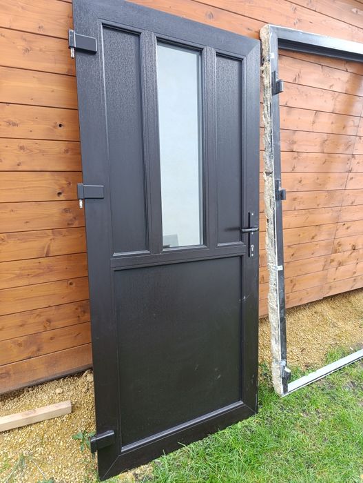 Drzwi wejsciowe z demontażu