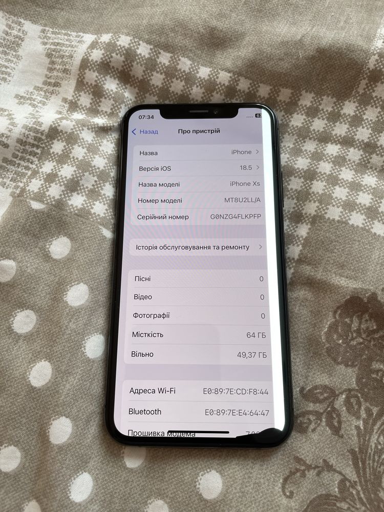 Продам айфон xs 64