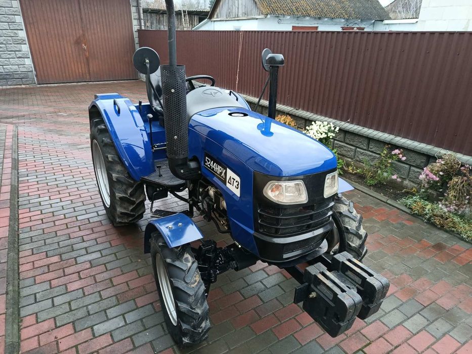 Трактор ДТЗ 5244 HPX.