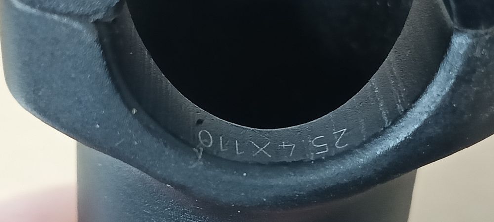 Nr1. Mostek regulowany BBB . 110mm.
