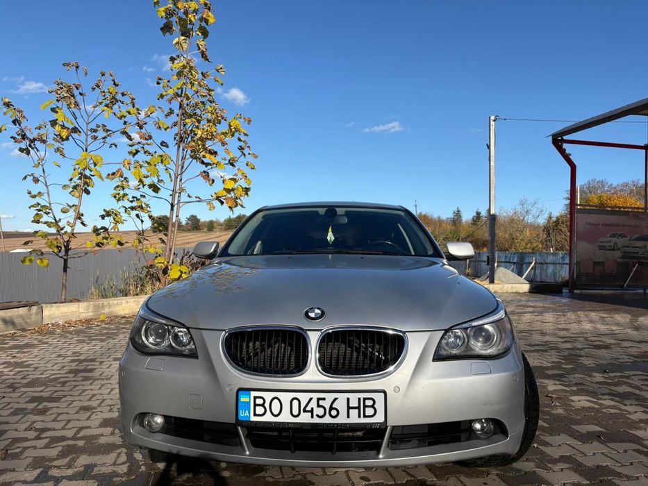BMW E60 2005 рік 3.0 газ-бензин