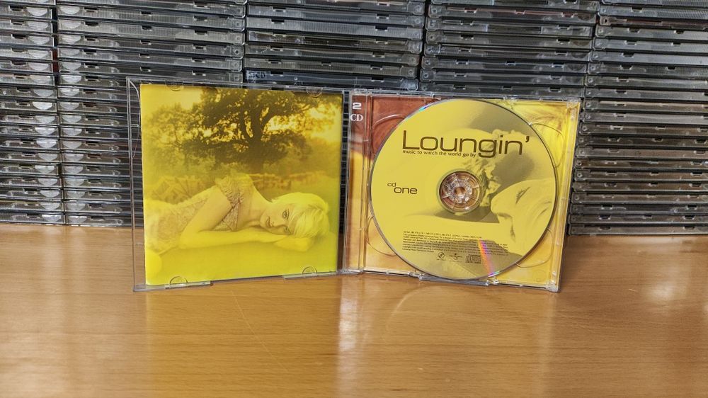 Loungin Music To Watch The World Go By