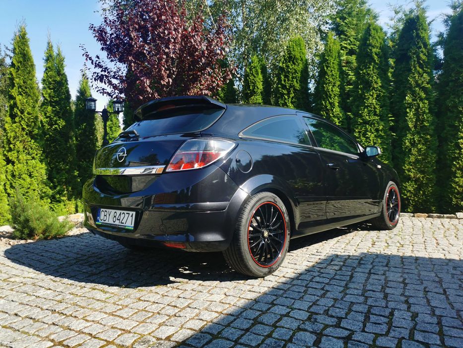 Opel Astra H GTC 1.6 Benzyna