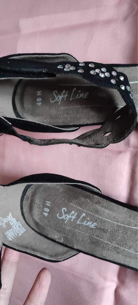 Sprzedam damskie sandały Soft Line