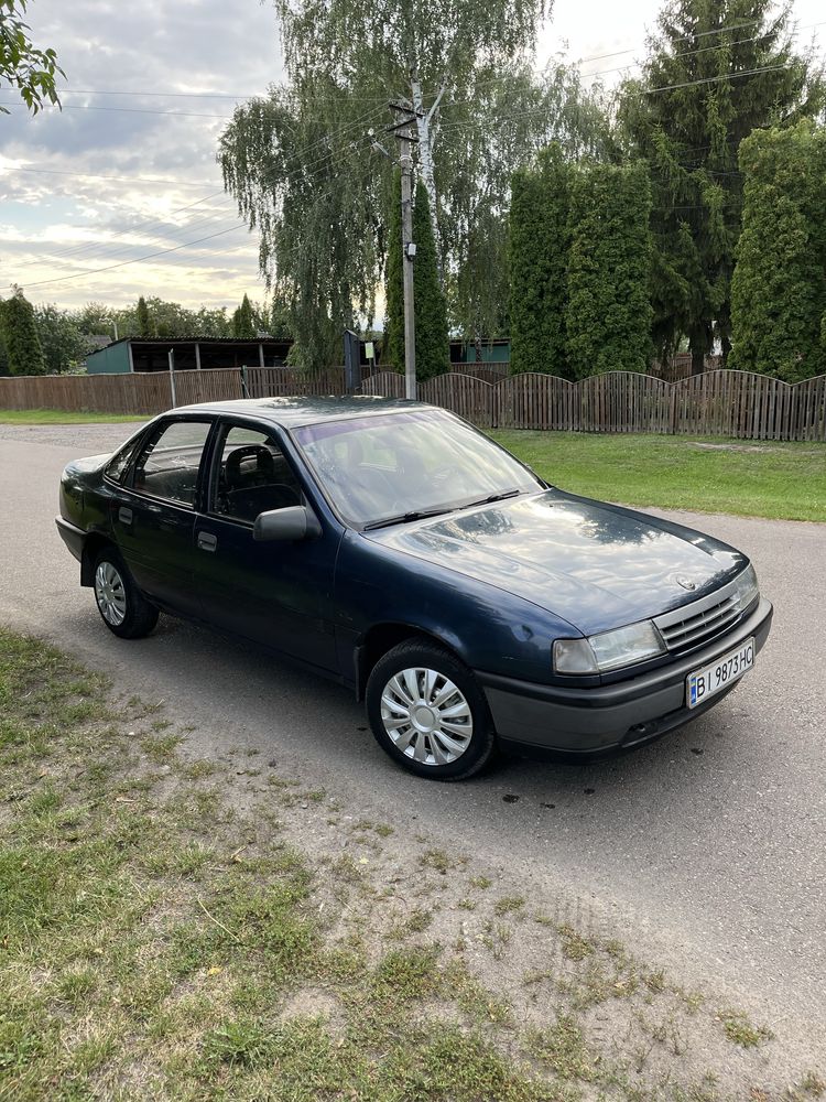Продам Opel Vectra 1.6