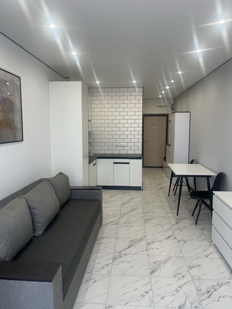 Продам свою 1-комн квартиру студию, Акварель-2