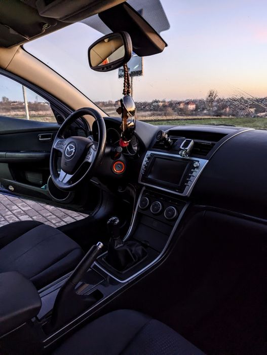 Mazda 6 2009 universal