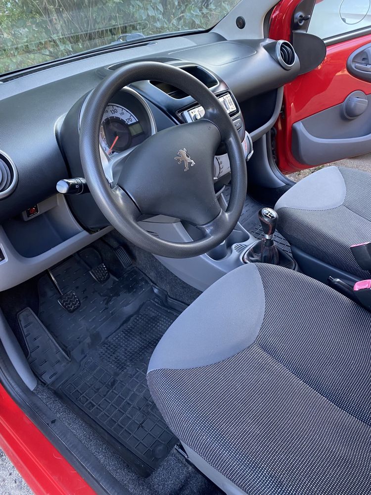 Продам Peugeot 107