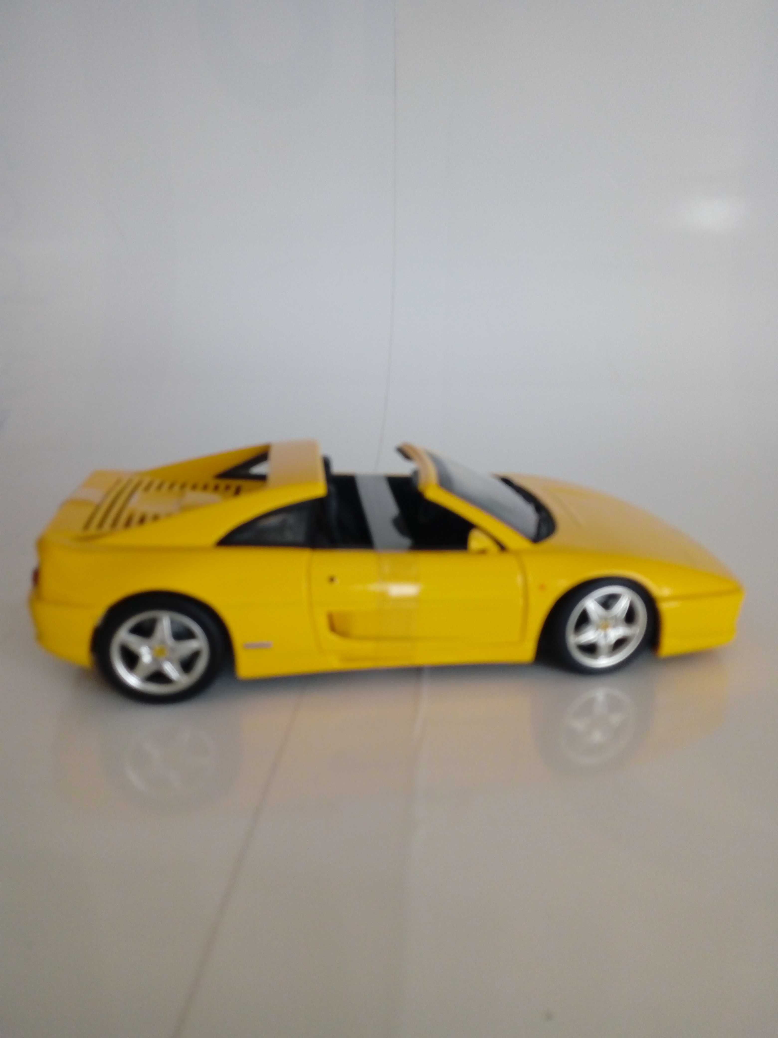 Carro Miniatura de Coleção