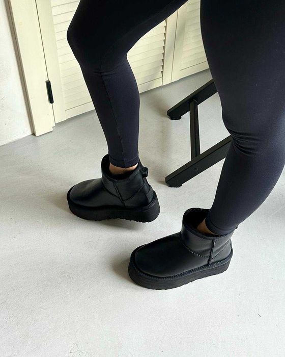 Женские Ugg Mini Platform Black Leather черные кожанные УГГ міні