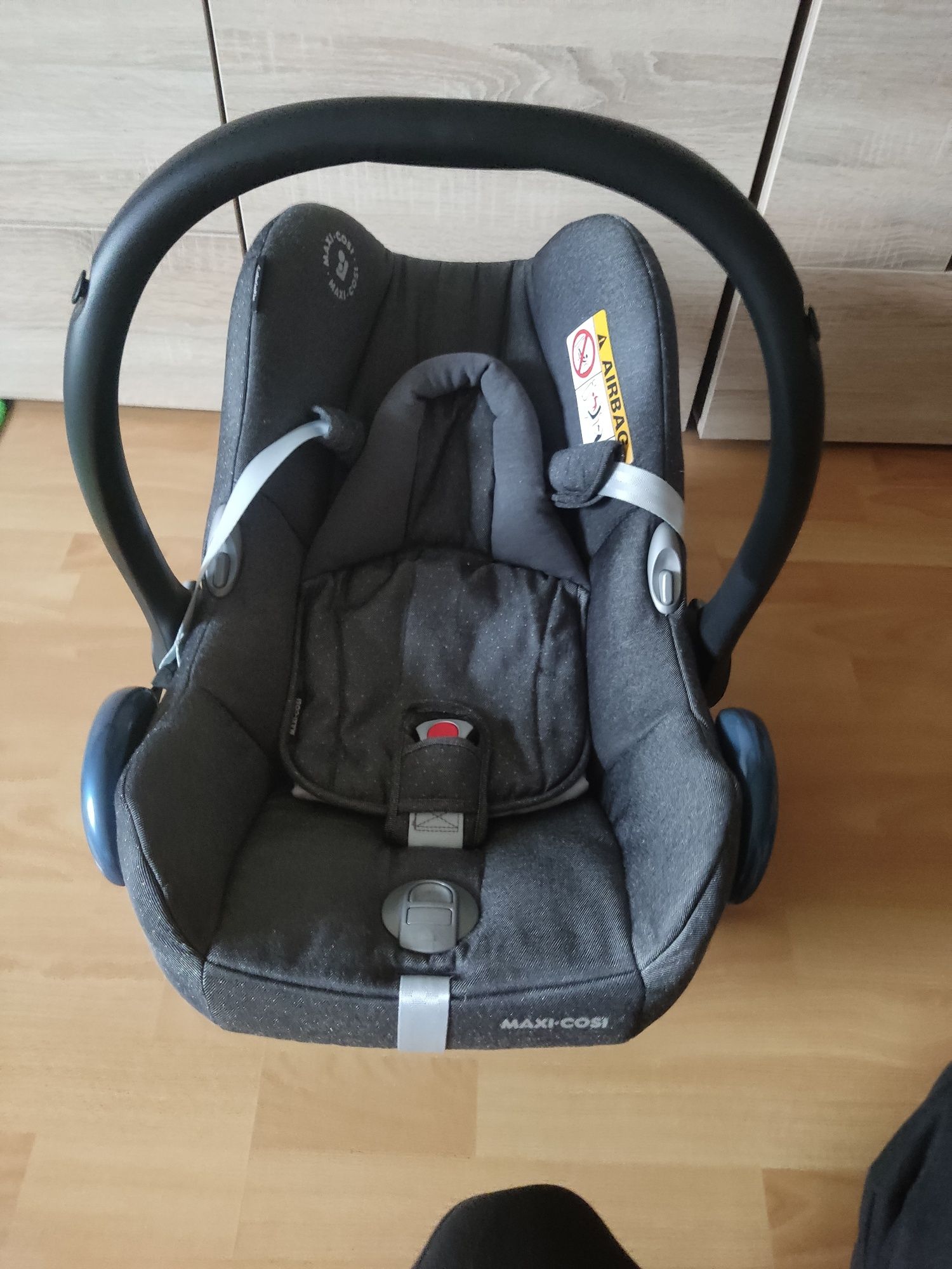 Nosidełko maxi Cosi cabriofix sparkling grey