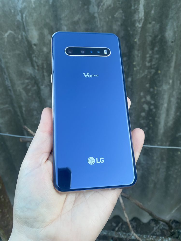 Продам смартфон LG V60 ThinQ 8/128 Гб