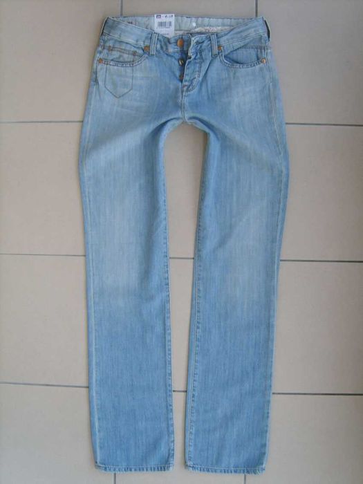 Spodnie damskie Lee Jolley jeansy proste biodrówki W25 L33 pas 72 cm