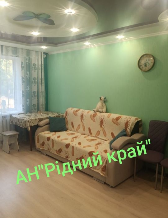 2а кв.з відмінним ремонтом на 2 поверсі .