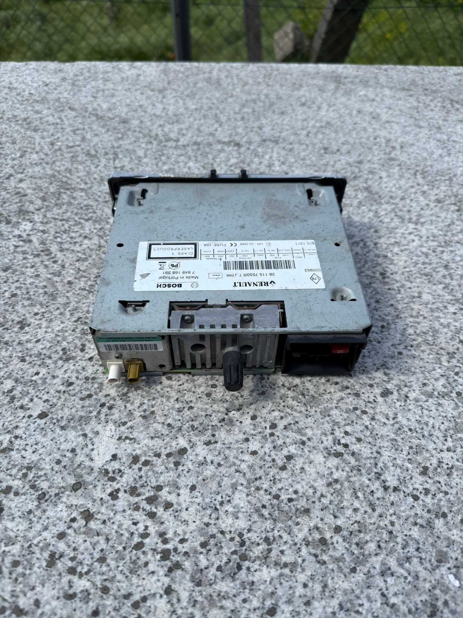 Auto-radio - RENAULT MEGANE III - 76.491683.91