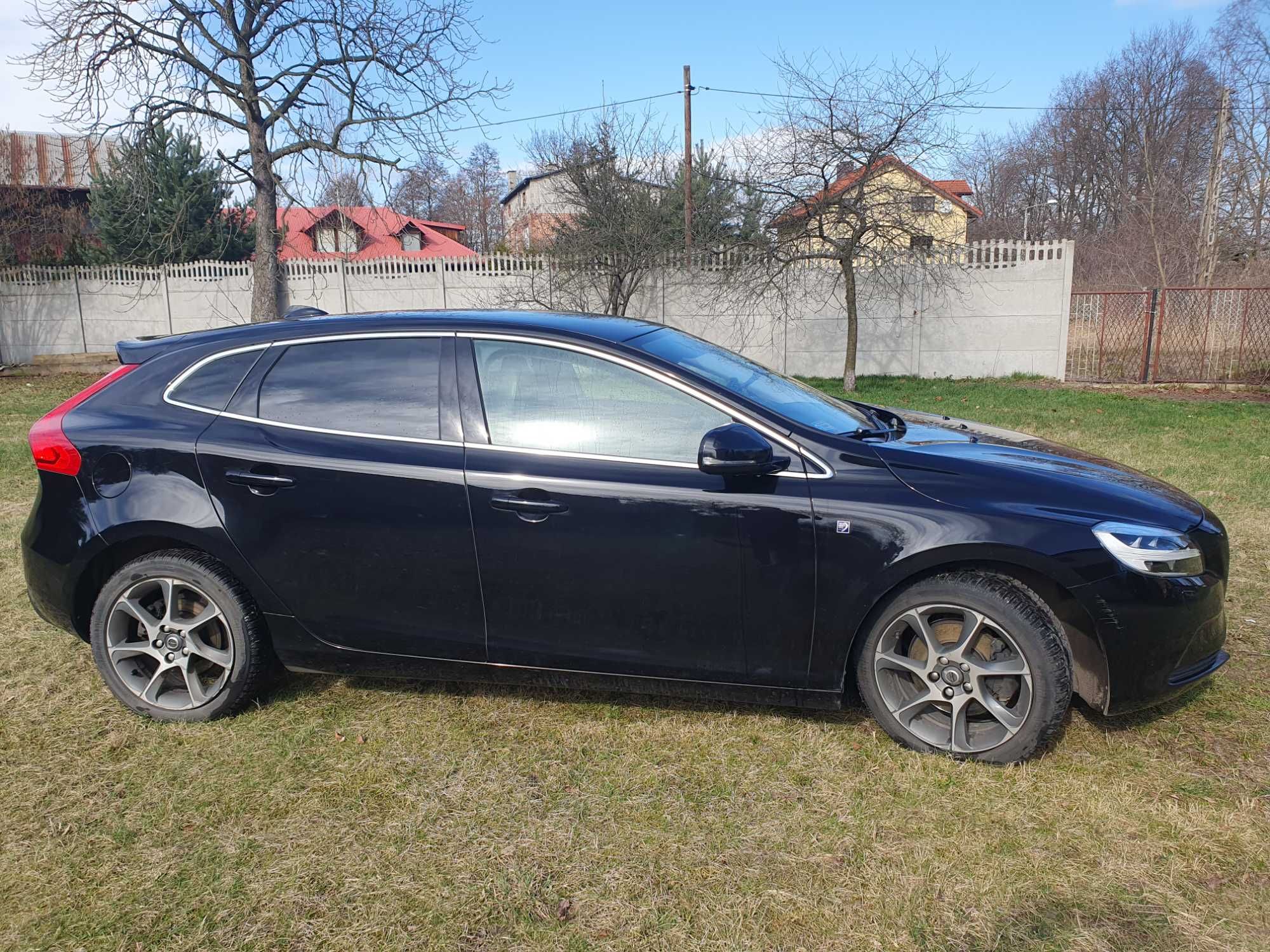 Volvo V40 2016 r Ocean Race ,2.0 benzyna,150 KM, przebieg 56000 km