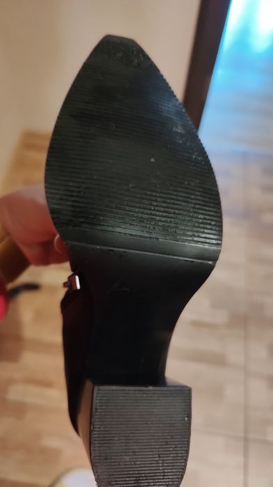 Сапожки жіночі високі