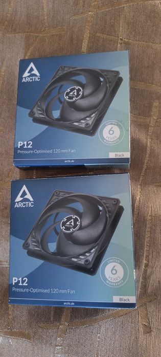 Вентилятор Arctic P12 Black ACFAN00118A