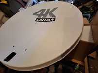 Antena satelitarna z konwerterem 4K- nowa