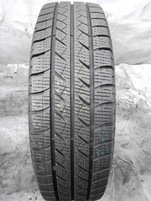 1 x Goodyear Vector 4Seasons CARGO 205/75 R16C 110/108R 2023 8-8.5mm 309zł ZIMA BUS (-)