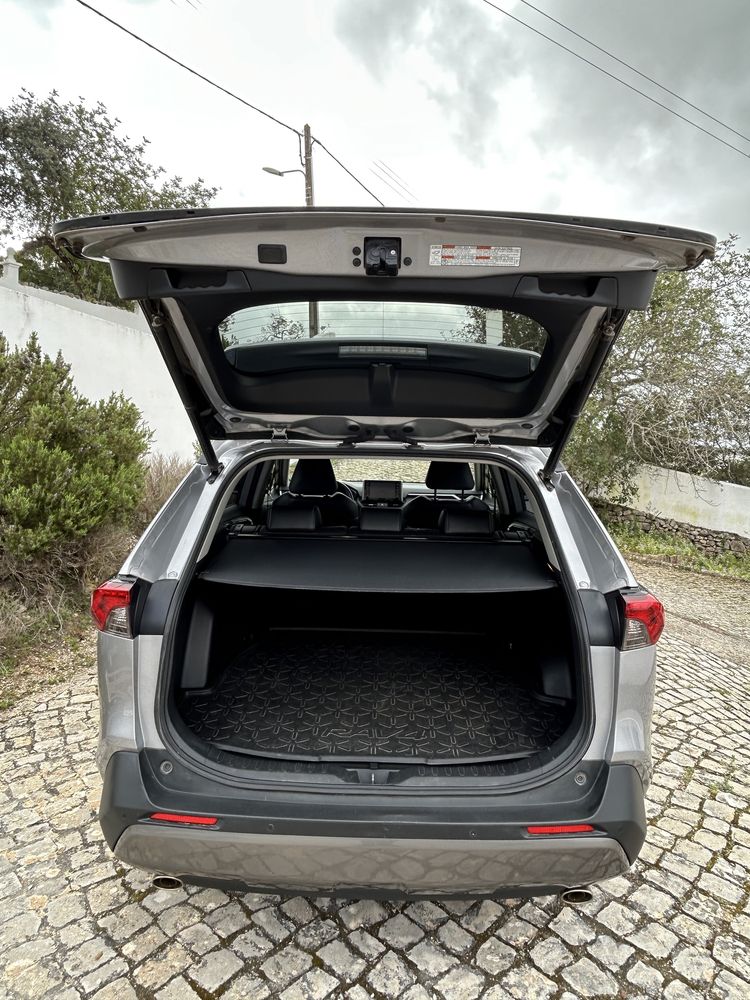 Toyota RAV4 4x4 - 2,5 Hybrid Dynamic Force Exclusive AWD-I
