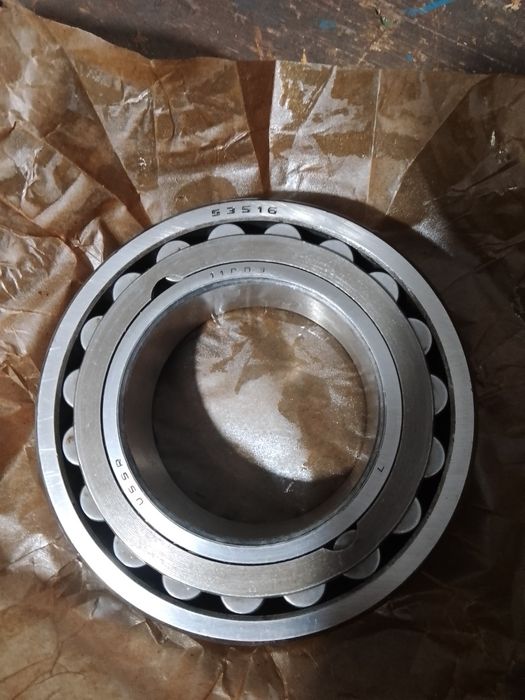 Продам подшипники ( підшипники). Також є сальники.