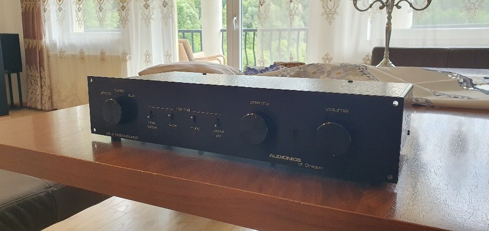 Audionics of oregon bt 2 preamp rarytas