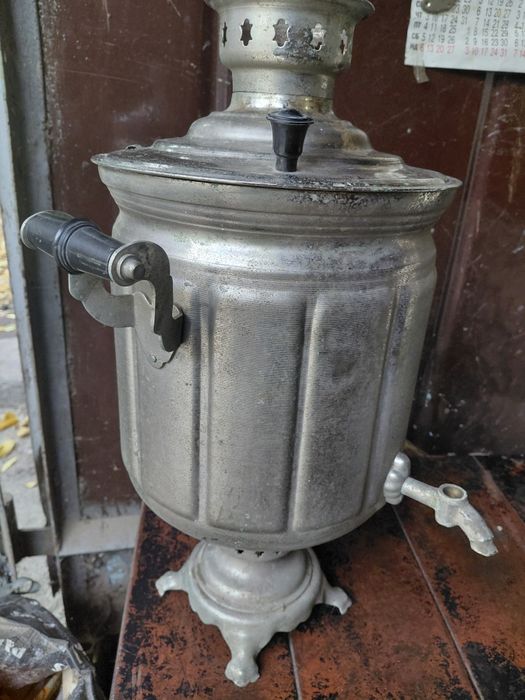 Самовар на дровах латунь